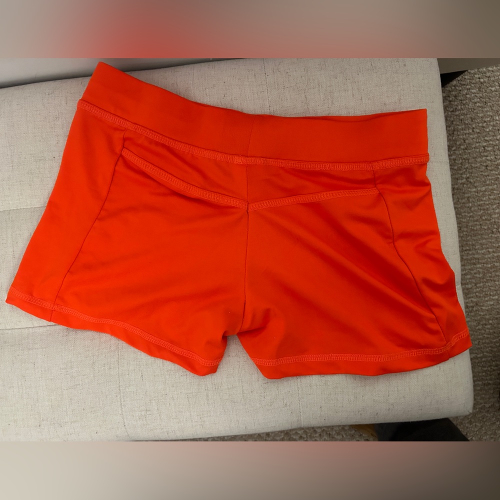 Hooters Shorts - Picture 2 of 2